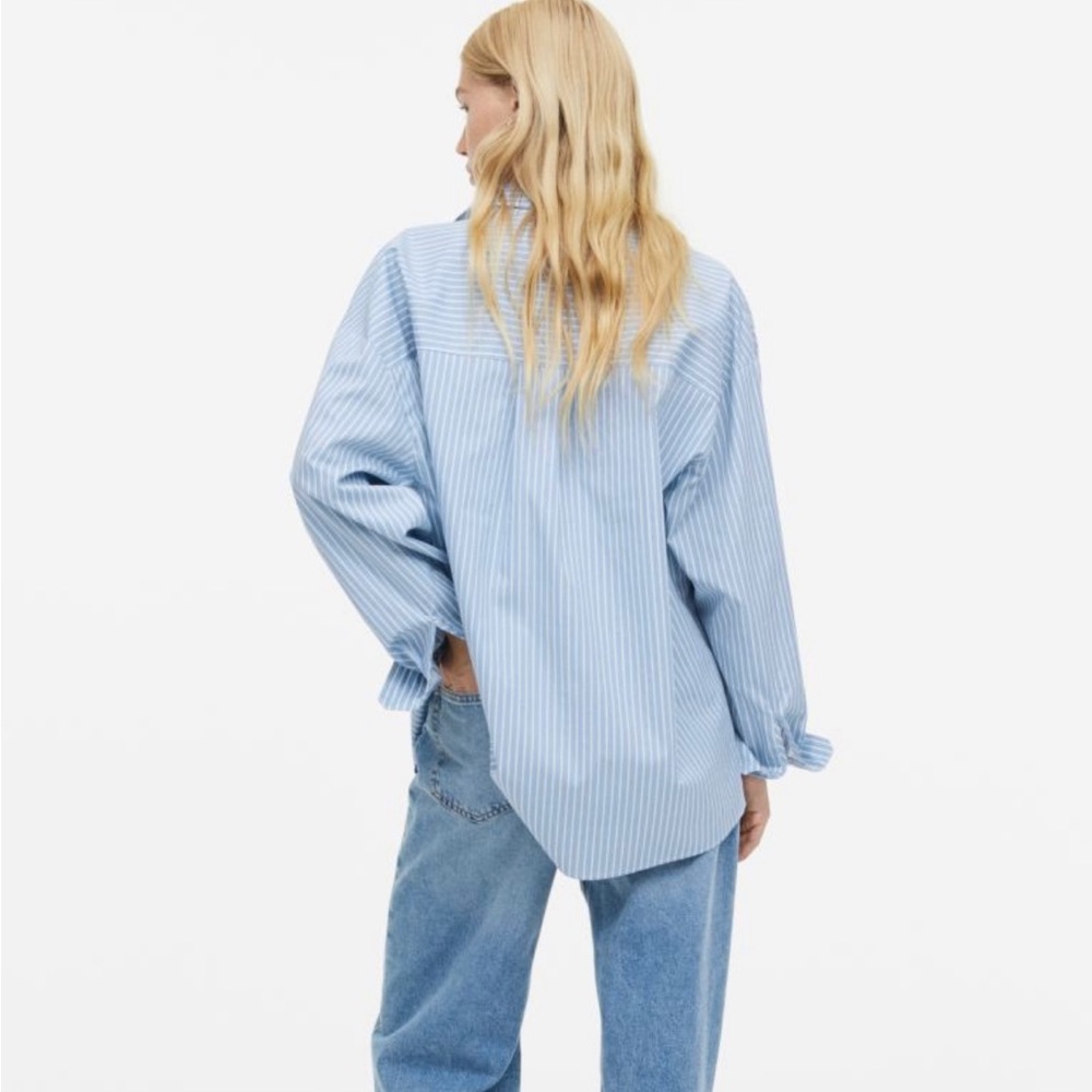 H&M Stripped Button Down Shirt EUC